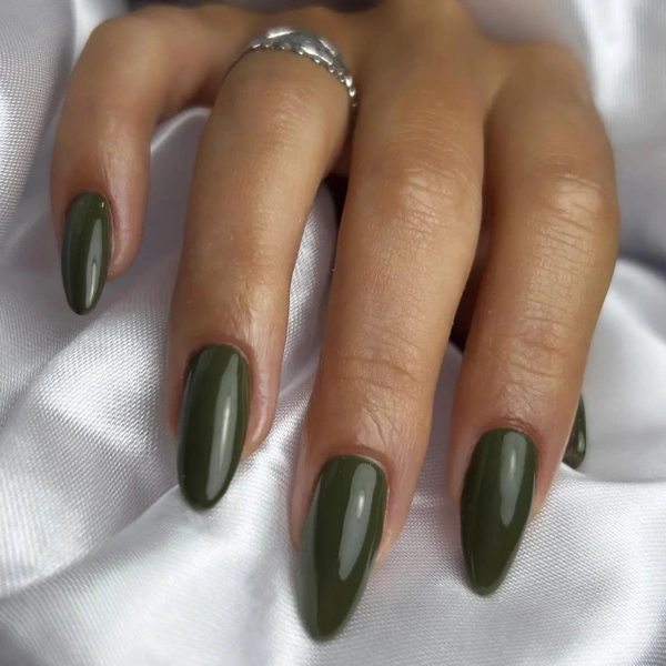 денежный маникюр, денежный маникюр 2025, денежный маникюр 2025 какой цвет, денежный цвет маникюра, денежный цвет маникюра на декабрь, какой денежный цвет маникюра, денежный маникюр на декабрь, денежный маникюр на декабрь 2025 | Источник: Социальные сети