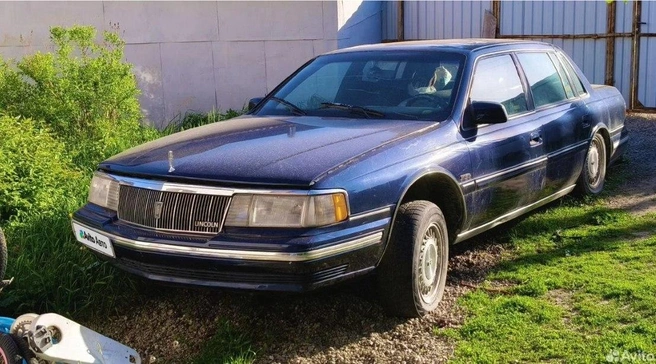 Lincoln Continental 1988 года выпуска | Источник: Avito