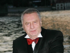 Сафонов, плативший по распоряжению Жириновского, не рад своей славе: «Надоело удалять сообщения»