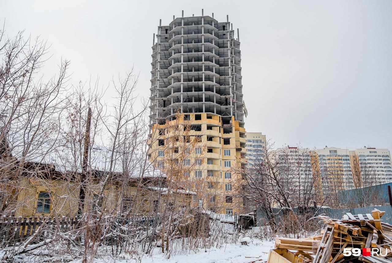 В Перми обманутым дольщикам, которые ждут достройки дома на Декабристов,  97, намерены выплатить компенсации - 22 февраля 2024 - 59.ру