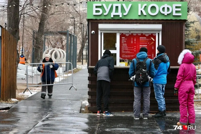 А согреться поможет горячий кофе | Источник: Наталья Лапцевич
