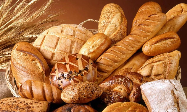 Эти три продукта никогда не стоит есть с хлебом, и вот почему