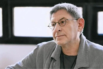 Как перестать тратить и начать зарабатывать: 3 совета Михаила Лабковского