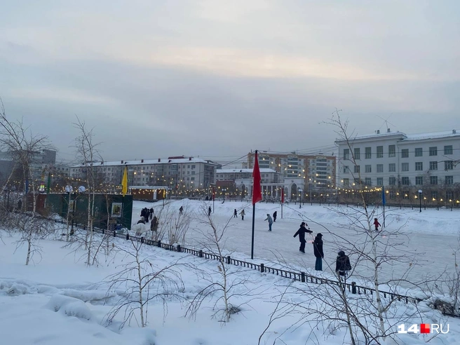 Автомобильный мост появится в 2027 году над озером Теплым в Якутске | Источник: Надежда Ефимова / 14.RU