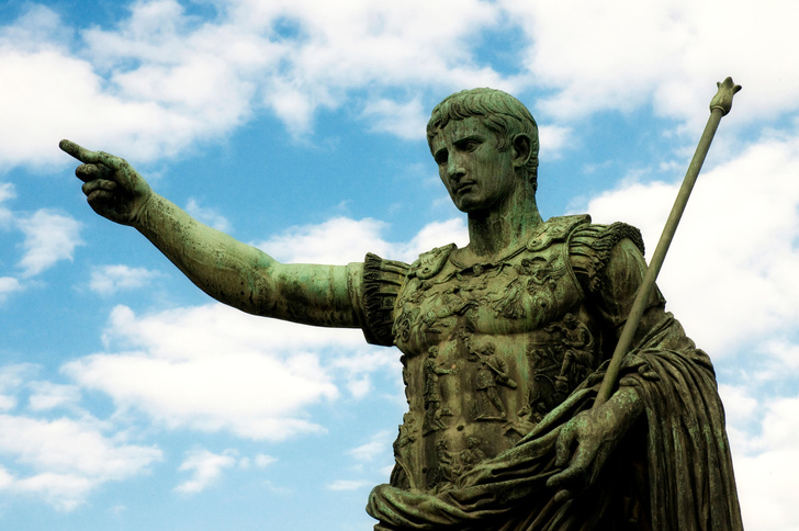 От Цезаря до Элтона Джона: 8 знаменитостей, страдавших эпилепсией