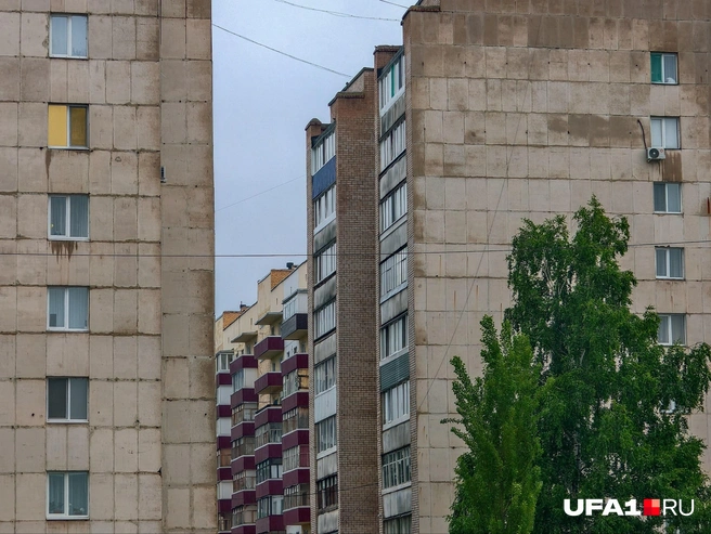 Типичные панельки любого города России и не только | Источник: Булат Салихов / UFA1.RU