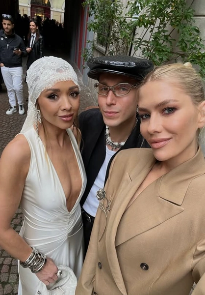 В начале октября Эльвира блистала в Европе