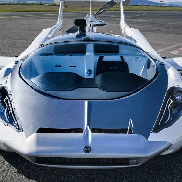 Компания из Словакии анонсировала летающий автомобиль-трансформер | maximonline.ru