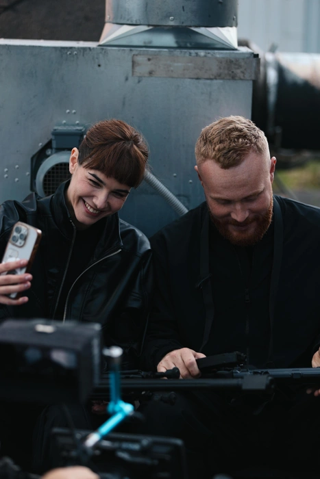 Партнерами Евгения на съемочной площадке стали Мария Андреева и Милош Бикович | Источник: телеканал ТНТ