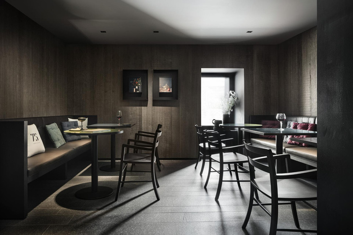 Винный бар-бистро 75 Café & Lounge — новый проект Пьеро Лиссони (фото 5)