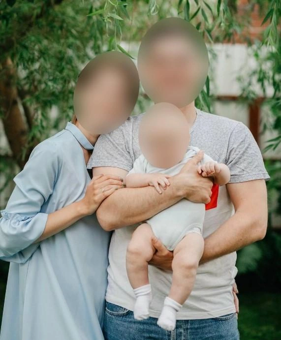 Шесть лет назад у пары родился сын | Источник: соцсети пострадавшей семьи