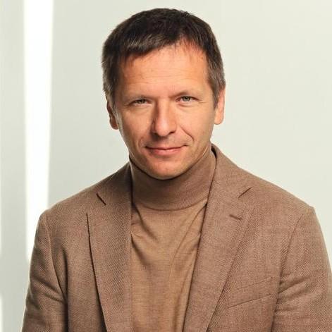 <p>Сергей Пахомов</p>