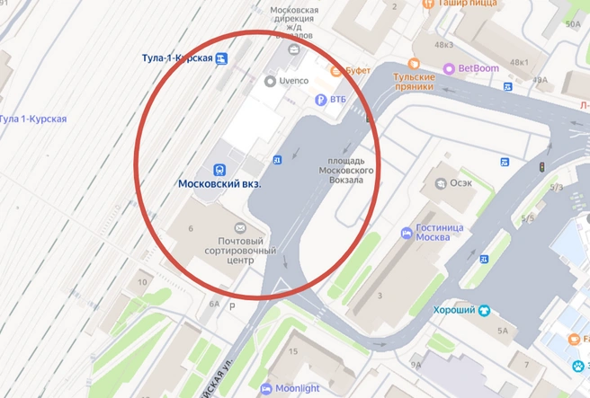 Красным отмечен участок, где будет запрещена парковка | Источник: yandex.ru/maps