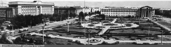 Панорама Площади Революции, 1962-1967 | Источник: shiva16.livejournal.com/tag/фотоальбом