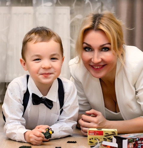 Светлана мечтает,  чтобы сын получил мужскую профессию