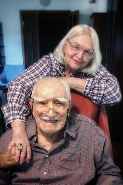 Татьяна Власова называла Виталину грязным пятном в биографии мужа, ну а пианистка в ответ обвиняла соперницу в плохом уходе за Джигарханяном и даже называла ее убийцей