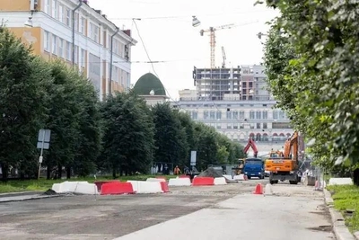 В центре Екатеринбурга открыли движение по улице Пушкина