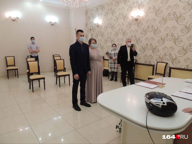 Свадьбы времен пандемии Covid-19 сложно назвать торжественными | Источник: Личный архив Надежды Семеновой