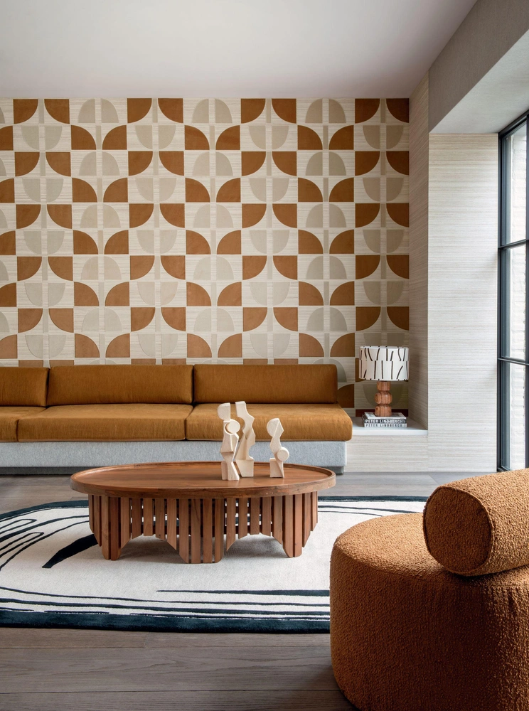 На стене обои Hikari, Casamance. | Источник: Николя Матеус