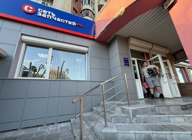 Иногда в дороге любимый автомобиль может подвести, поэтому стоит проверить его заранее | Источник: «Сеть заппчастей.ру»