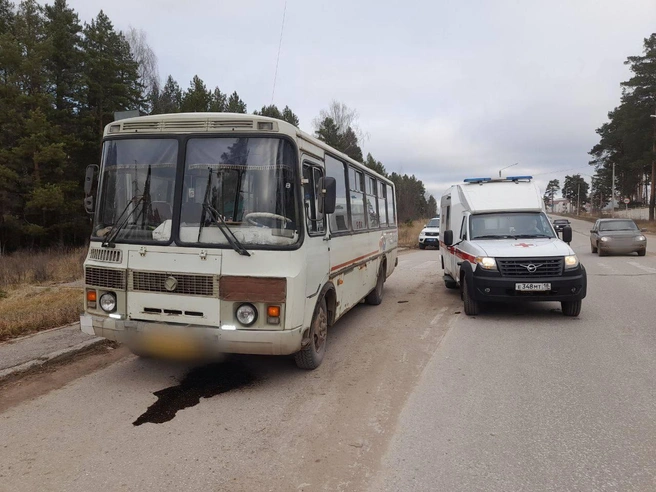 Жертвой аварии стала пассажирка автобуса, которая вышла на остановке | Источник: пресс-служба Госавтоинспекции Удмуртии