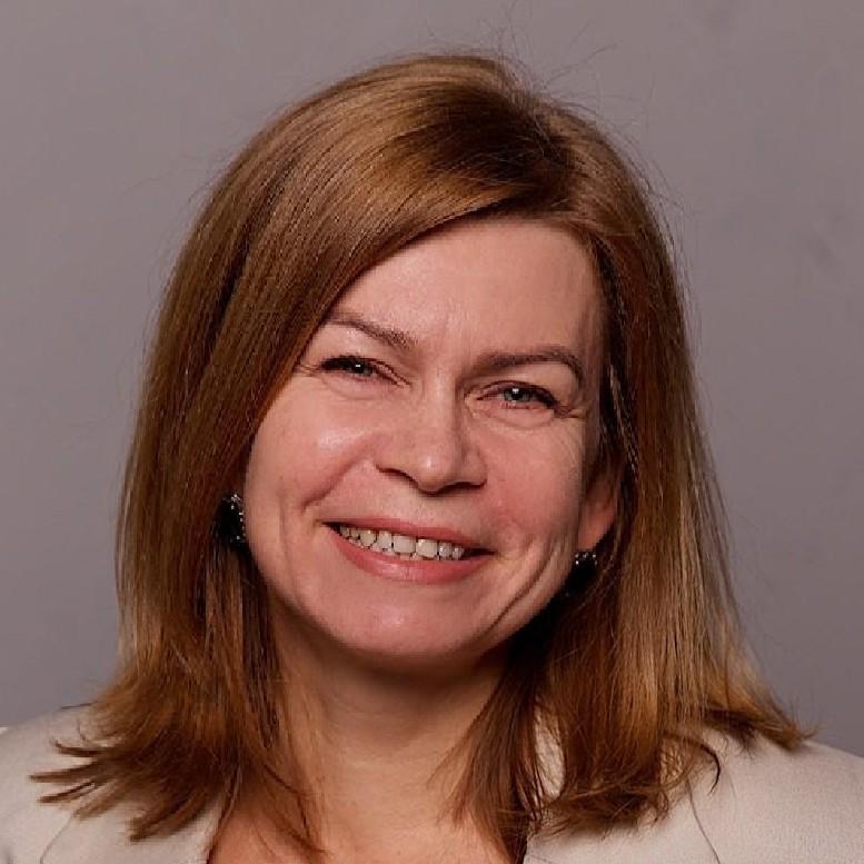 <p>Юлия Приказчикова</p>
