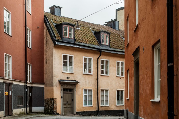 Атмосферная квартира с изразцовой печкой в Стокгольме