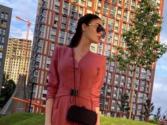«Жду не дождусь, когда буду здесь жить»: Алена Шишкова показала дом, в котором купила себе квартиру