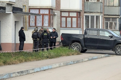 Обломки БПЛА повредили дома и предприятие в Прикамье