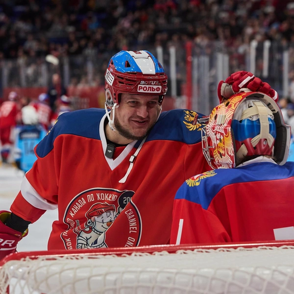 Наставники поддерживали младших | Источник: Александр Ощепков / NGS.RU