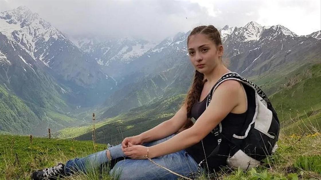 Новый поворот в деле Анны Цомартовой: появились загадочные кадры с телефона пропавшей