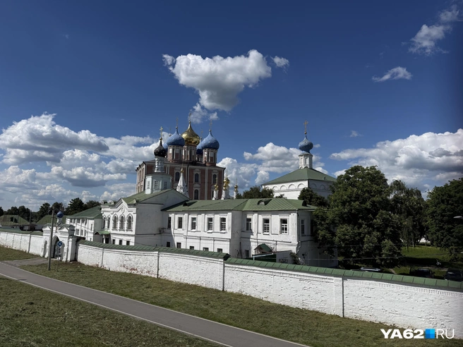 С кремлевского вала открывается роскошная панорама | Источник: Сергей Петунин / YA62.RU