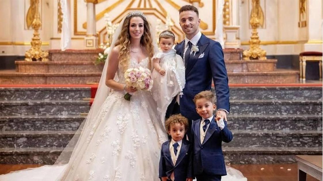 Женился за 10 дней до гибели: свадебные фото футболиста Диогу Жота, на которых он бесконечно любим