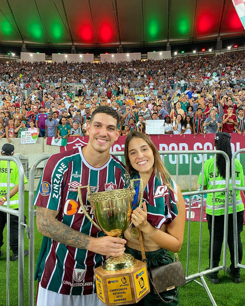 Ларисса — горячие фото жены бразильского новичка «Зенита» Нино: она вывела его в мировой футбол