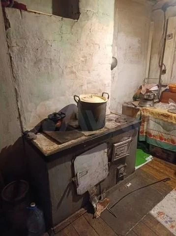 Есть старая печь | Источник: Avito.ru