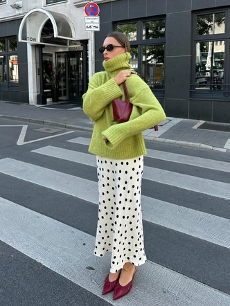 Бордо + оливковый: самый красивый дуэт ноября, который выглядит дорого Бордо + оливковый: самый красивый дуэт ноября, который выглядит дорого