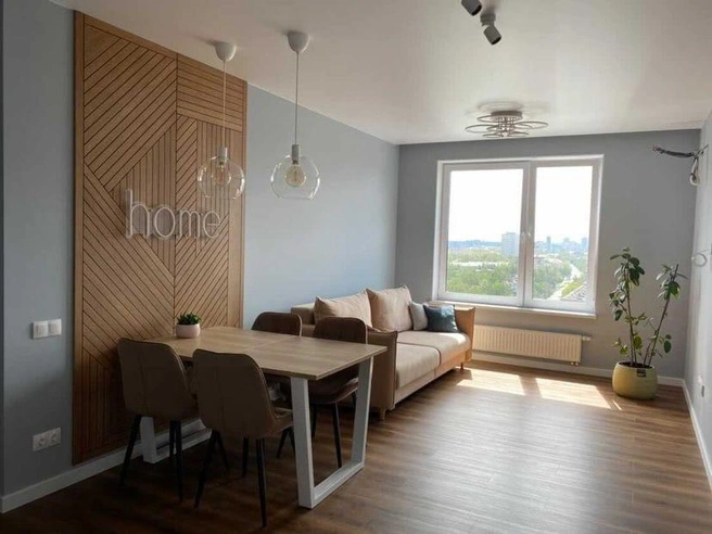 Кварцевый ламинат&nbsp;— инновационное покрытие повышенной твердости для пола и стен. Прочное как скала, оно выглядит точно как природные материалы: дерево, бетон, натуральный камень | Источник: Fargo&nbsp;