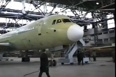 Опубликованы архивные кадры первого полета Ту-214