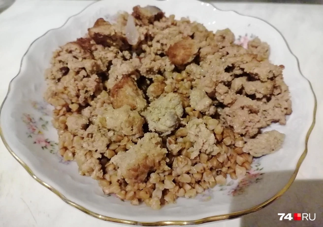 Соотношение крупы и мяса примерно такое же, как в прошлый раз | Источник: Дарья Милославская