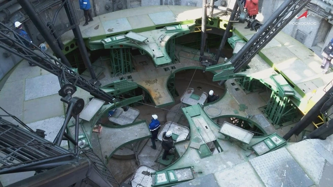 На Байконуре отремонтировали кабину стартовой площадки, поврежденную при старте ракеты | Источник: Роскосмос