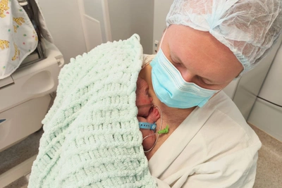 Ежегодно пензенские папы помогают выхаживать порядка 120 недоношенных малышей