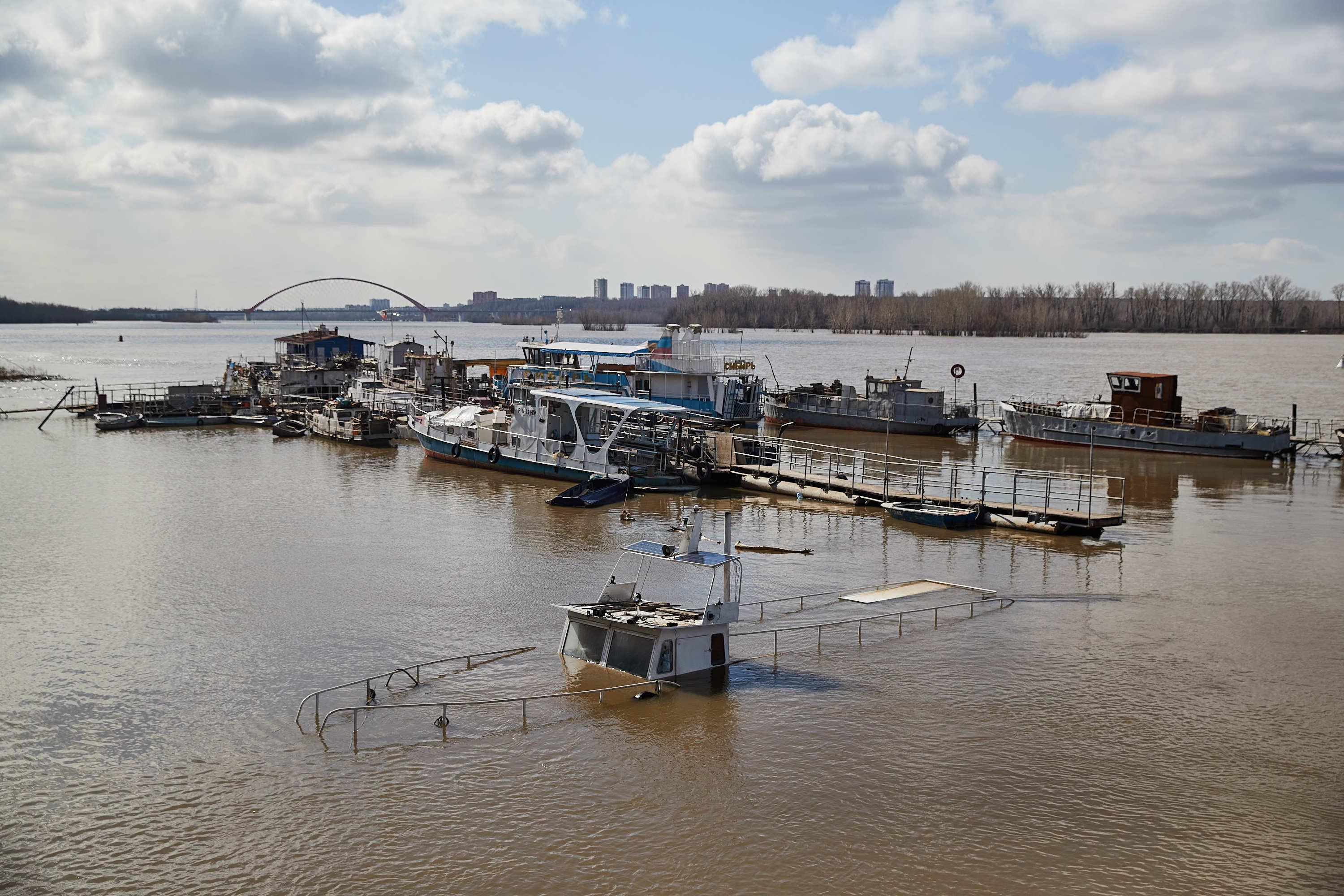 Вода в оби поднимается