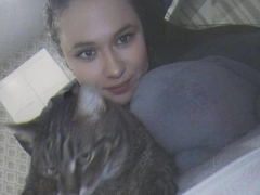 Мать, убившая сына, собиралась покончить с собой — передумала из-за жалости к кошкам