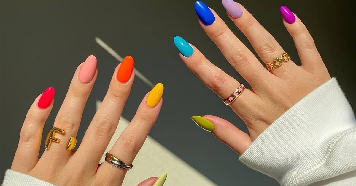 Skittles nails&nbsp;&mdash; маникюр, который повысит уровень эндорфинов