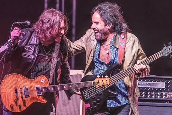 Ноябрьский звездопад: марафон джаза, блюза и рока в исполнении мировых артистов на одной сцене