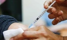 Вакцину "ЭпиВакКорона" разрешили использовать пожилым. Ее выпускают в шприц-дозах и ампулах