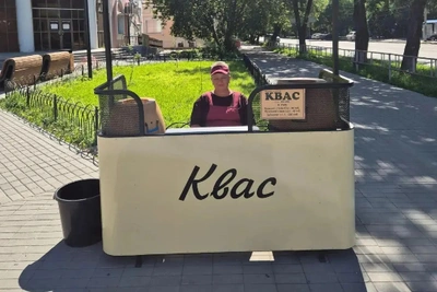 18 торговых точек с квасом и хот-догами обновили в Благовещенске
