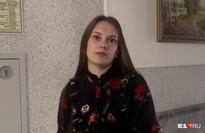После ареста Юрия молодая супруга осталась одна с маленьким ребенком на руках | Источник: Алиса Глинских / E1.RU