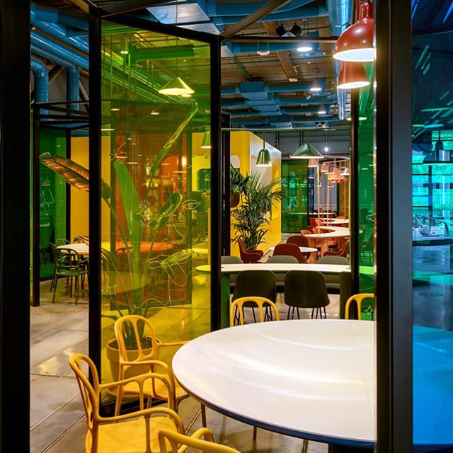 Новое кафе в Центре Помпиду по дизайну Хайме Айона (фото 6)