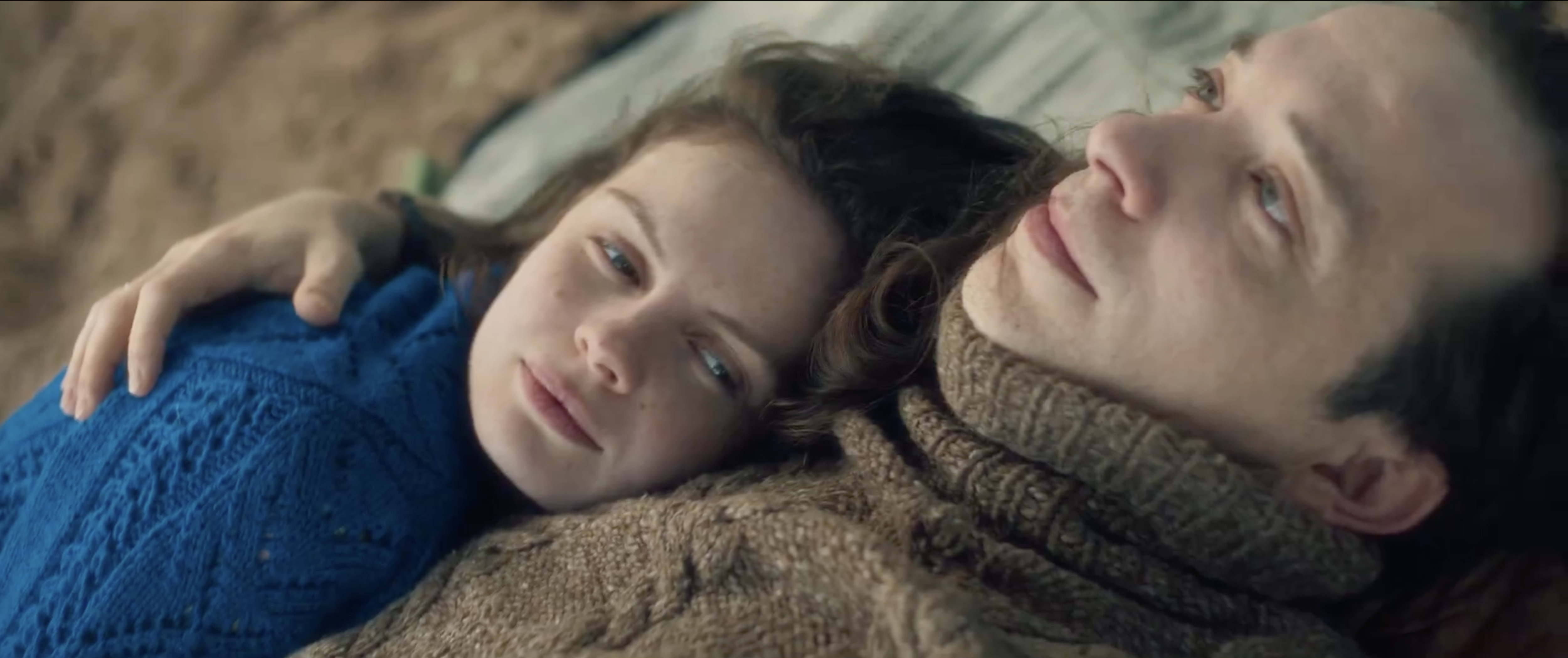 Үштік секс f f м секс Жалаңаш әйел порносына қарап тұрған бала